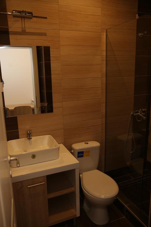 ג'אגודינה Gold Crown Apartments מראה חיצוני תמונה